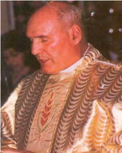 Padre Marel Nault