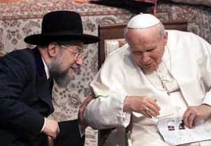 Meir Lau y Juan Pablo II