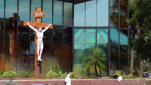 Cruz y Virgen de Clearwater