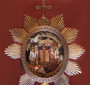Cruz de Carvaca reliquia de la cruz de Jesús (ft img)